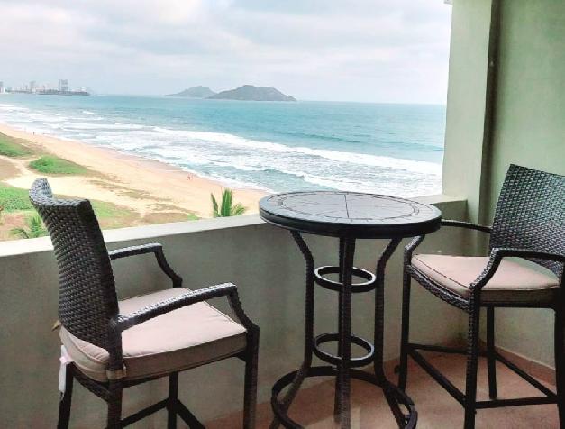 Quintas del Mar II: Your seaside retreat, where comfort and views meet